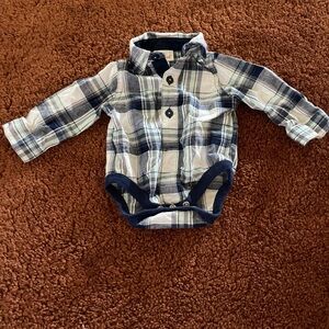 ‼️Mix and Match 3 items for $5‼️ Cat and Jack Newborn Flannel onesie